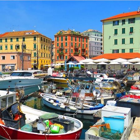Savona Casa Per Vacanze E Lavoro Apartment Exterior foto