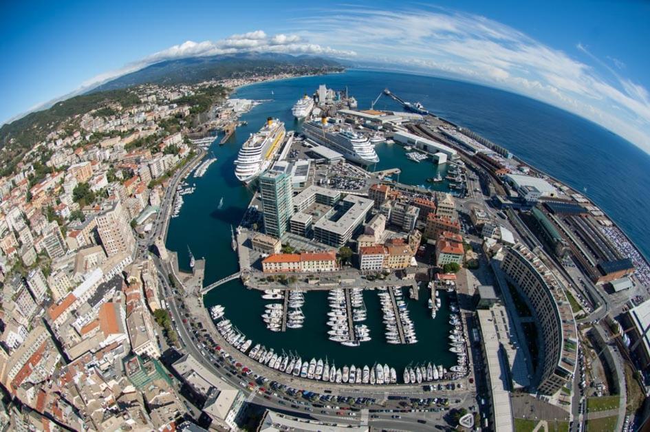 Savona Casa Per Vacanze E Lavoro Apartment Exterior foto