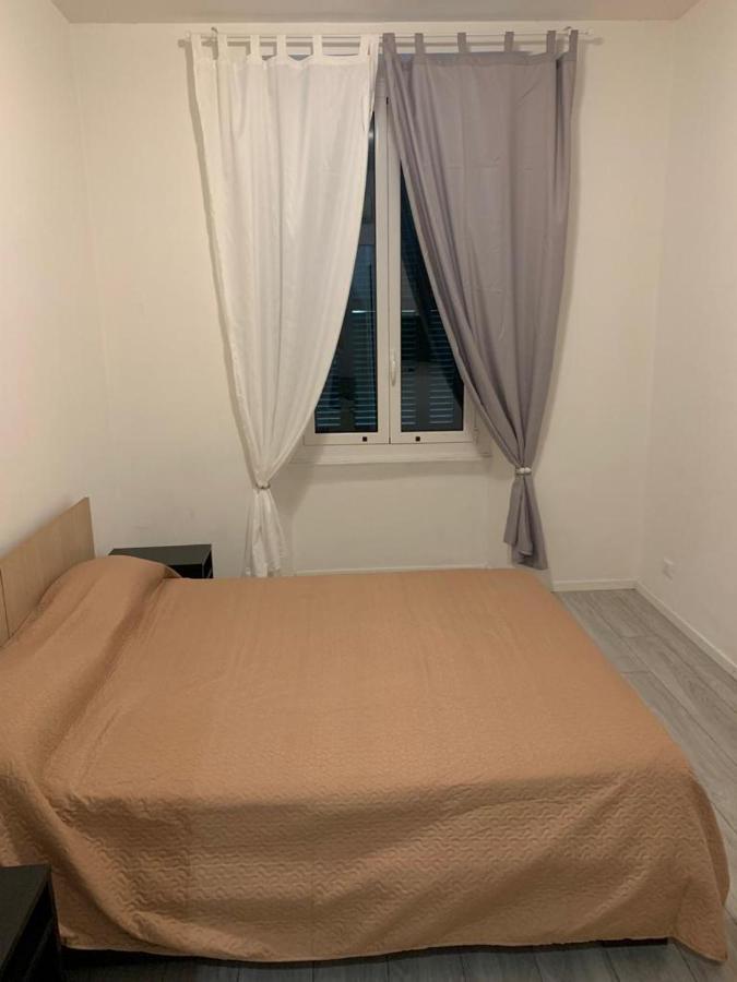 Savona Casa Per Vacanze E Lavoro Apartment Exterior foto